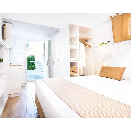 Almyrida Sands Room photo